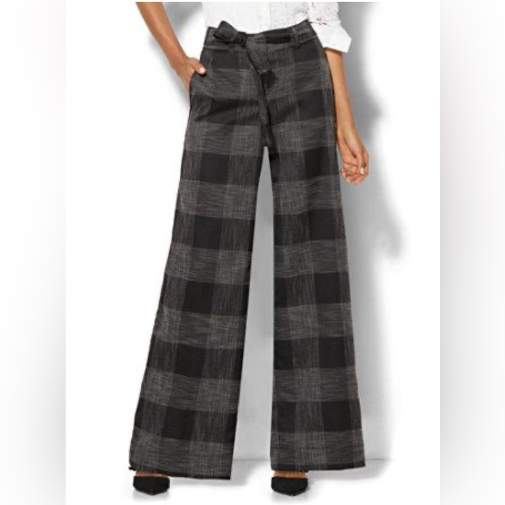 New York & Company Black and Gray Wide Leg Plaid Pants